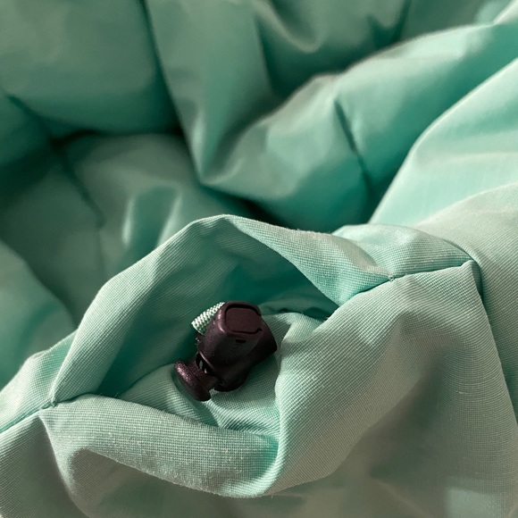 Arc’teryx Insulated Parka. Very warm and light. - Picture 8 of 11